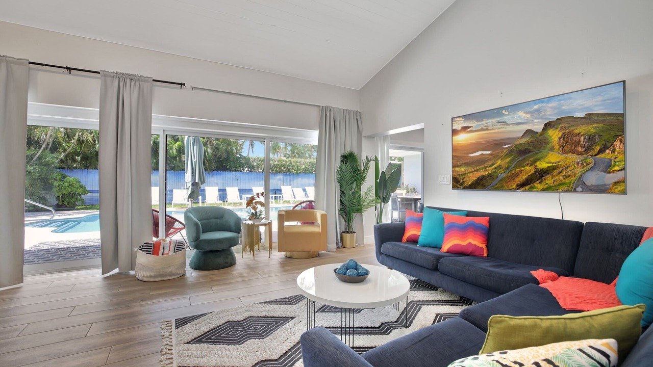 Photo of Livingroom in Harbor Beach