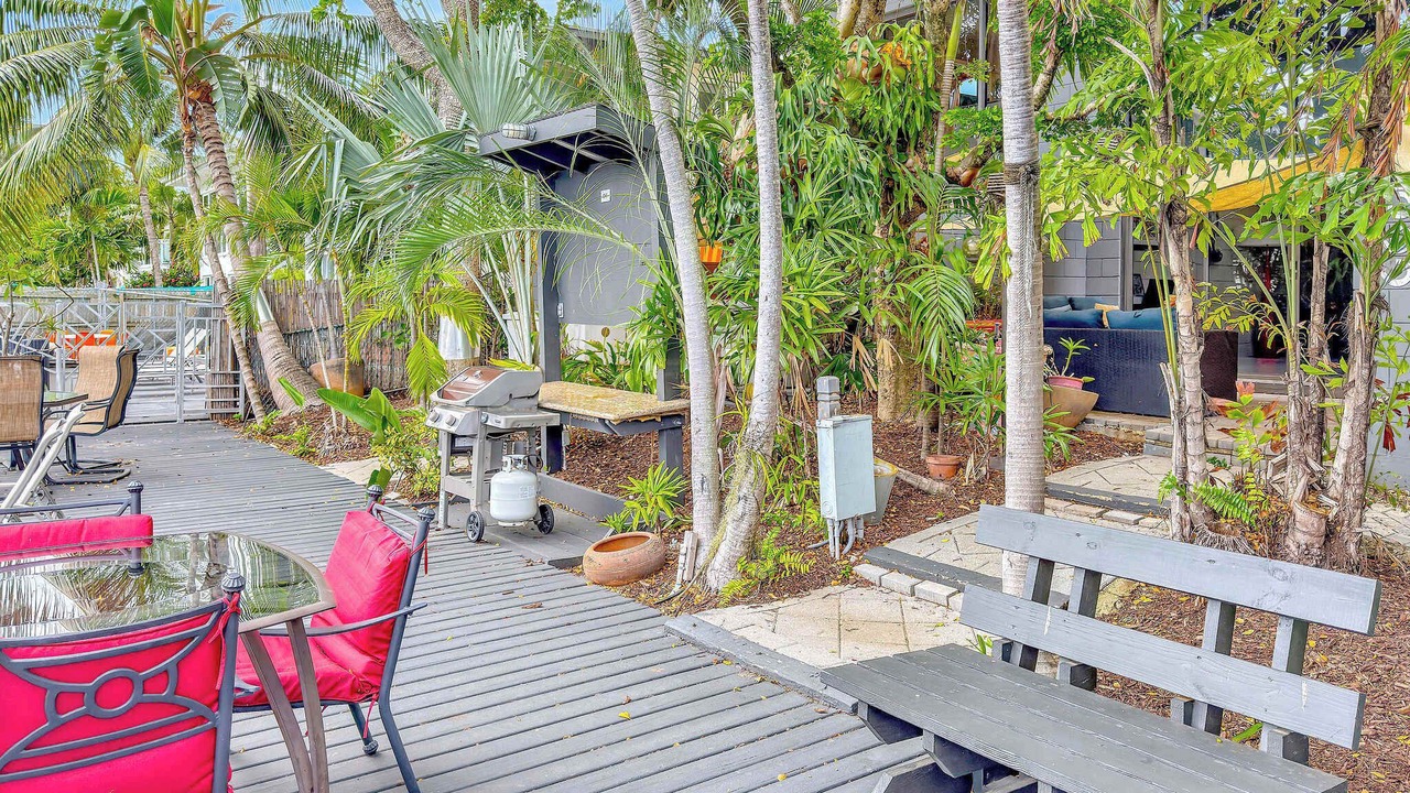 Photo of Outdoor in Hendricks and Venice Isles