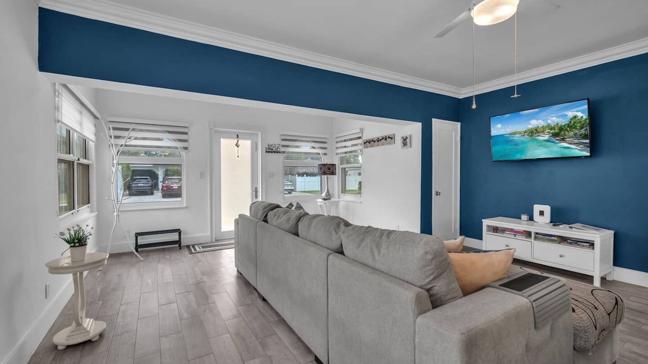 Photo of Livingroom in Melaleuca Gardens