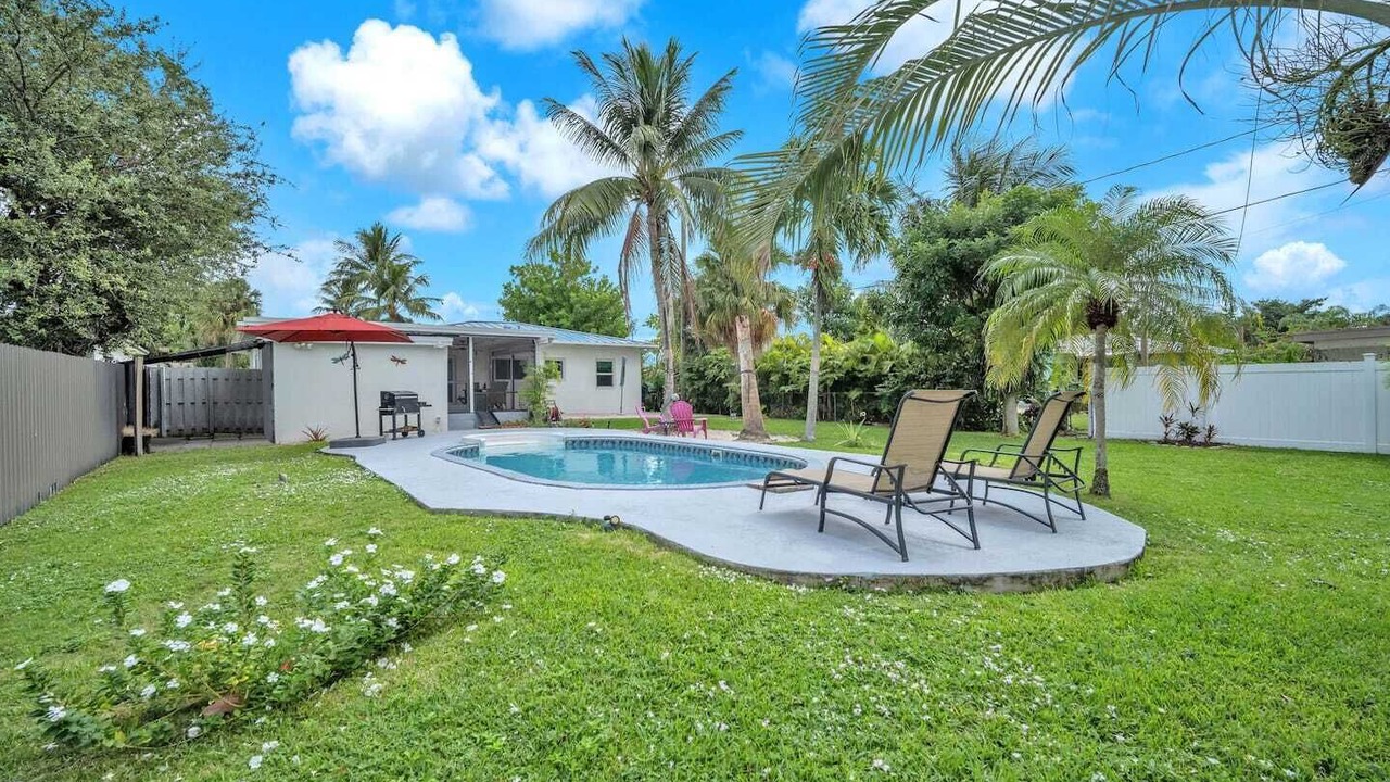 Photo of Outdoor in Melaleuca Gardens