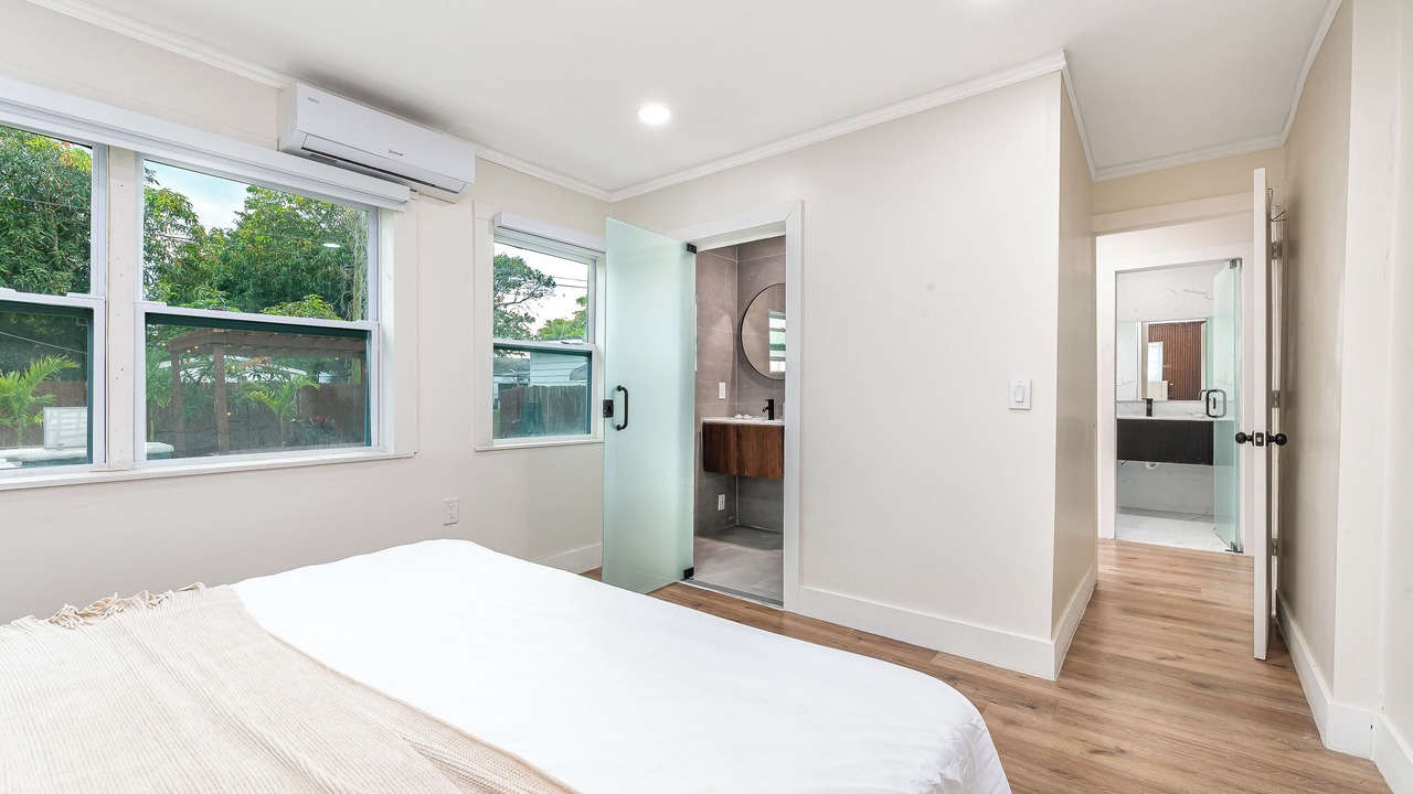 Photo of Bedroom in Royal Poinciana