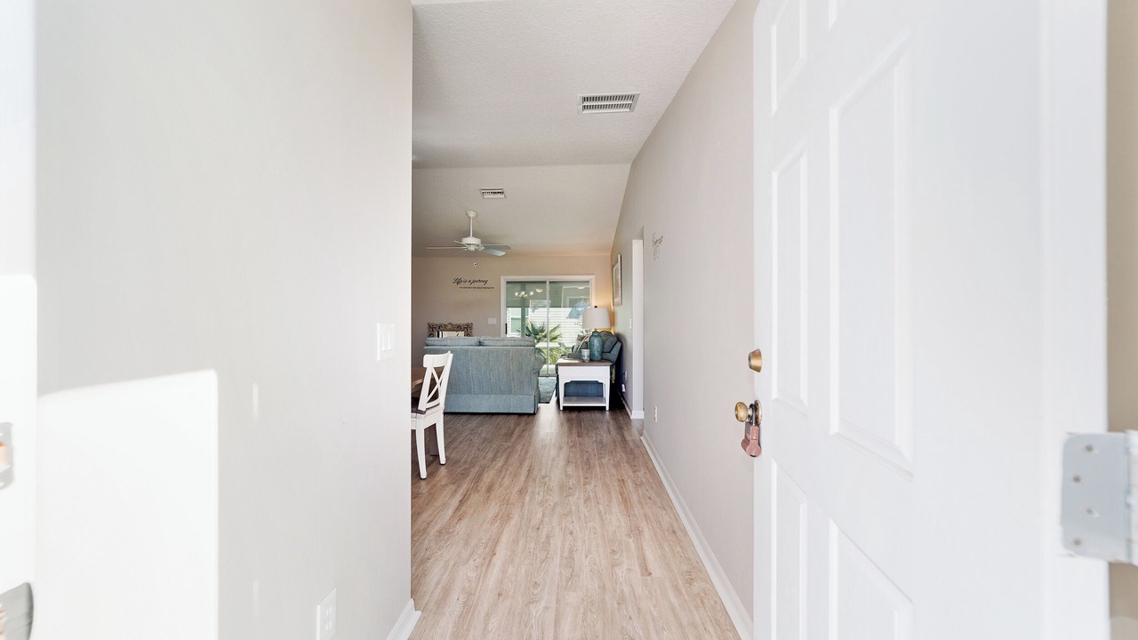 Photo of Livingroom in Fruitland Park