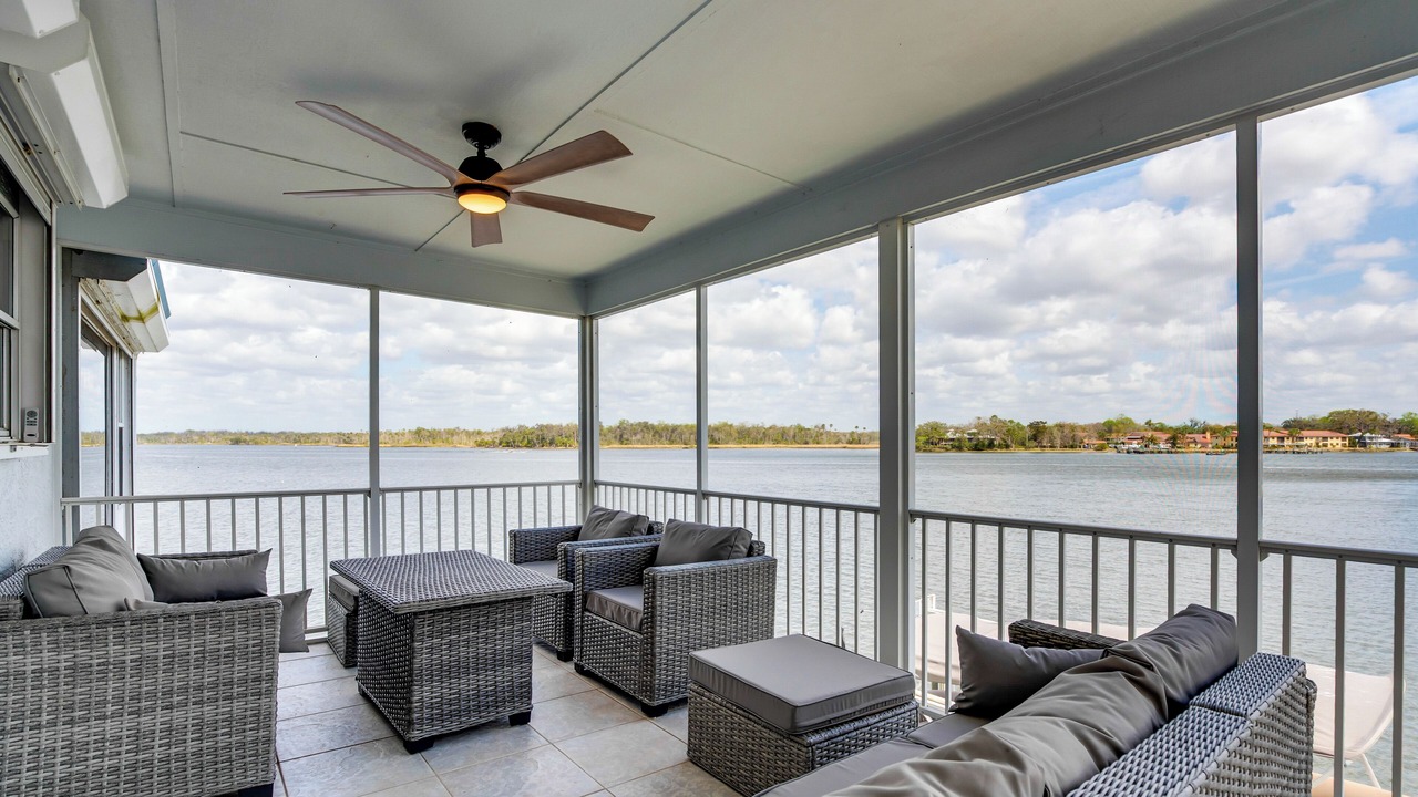 Photo of Outdoor in Crystal Shores