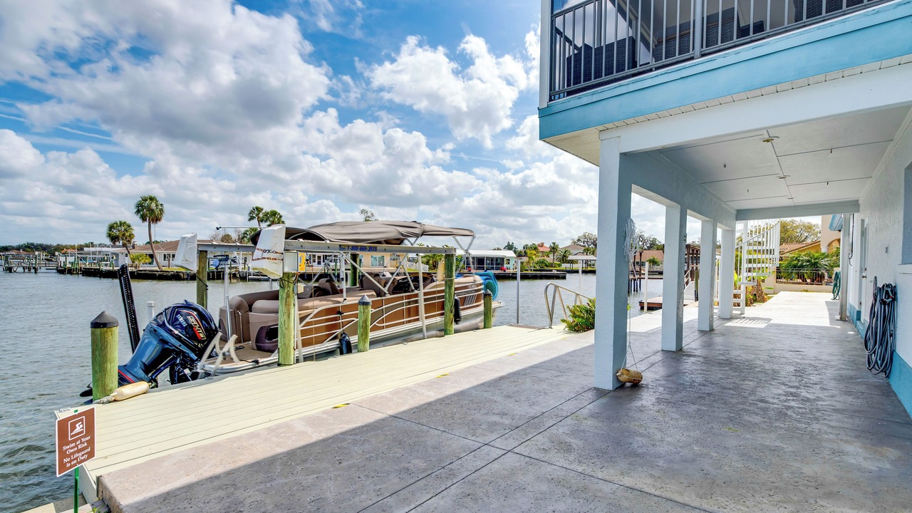 Photo of Outdoor in Crystal Shores