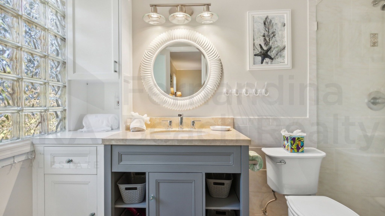 Photo of Bathroom in Amelia City