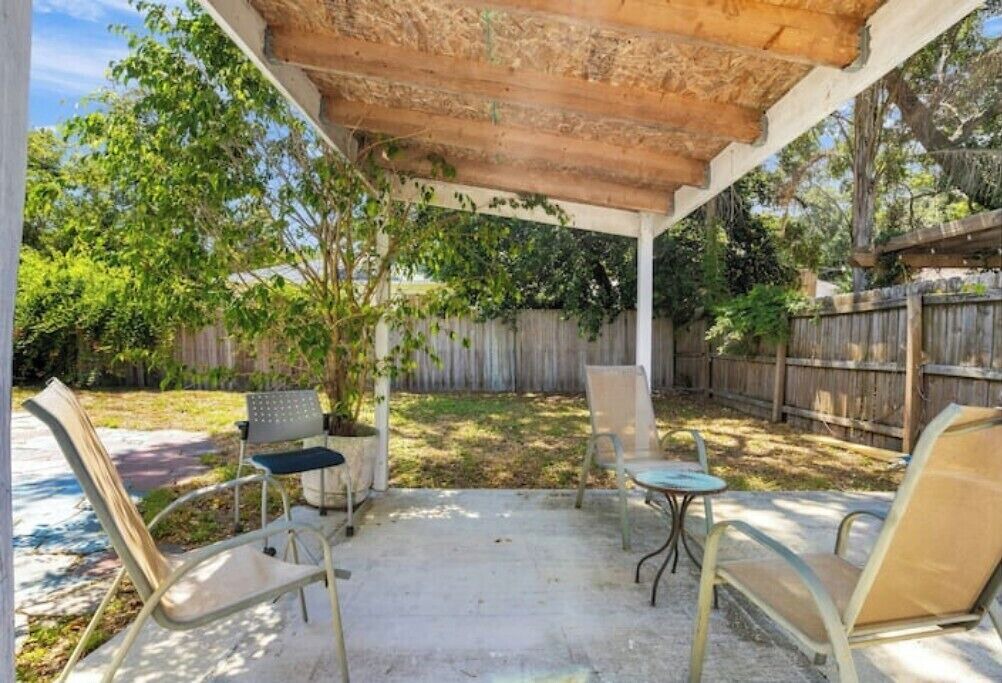 Photo of Patio Balcony in Historic Uptown