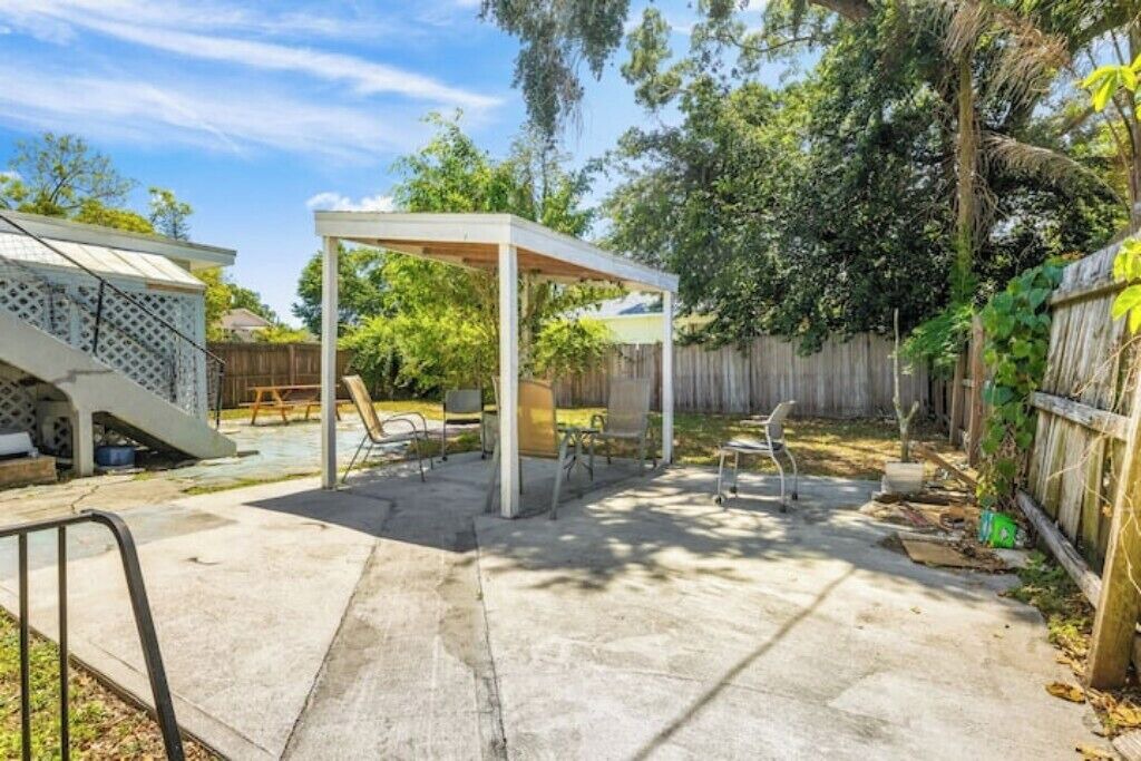 Photo of Patio Balcony in Historic Uptown
