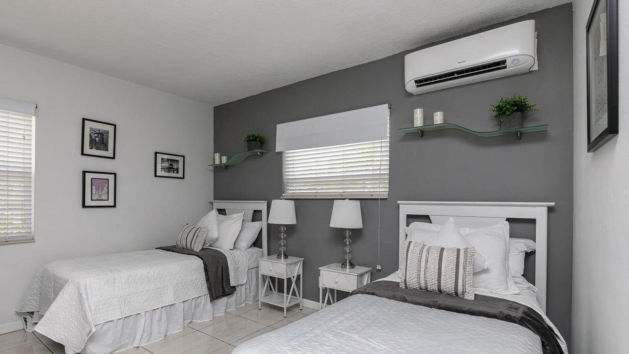 Photo of Bedroom in Poinciana Park