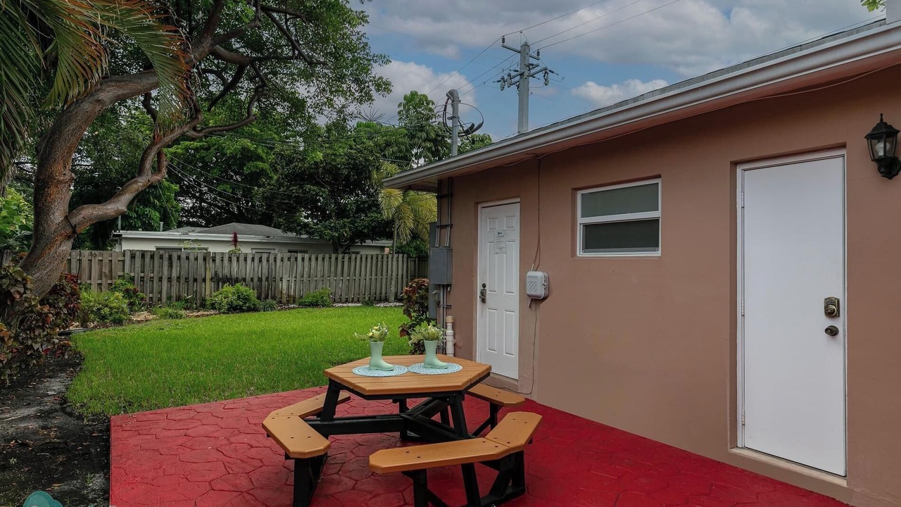 Photo of Outdoor in Poinciana Park