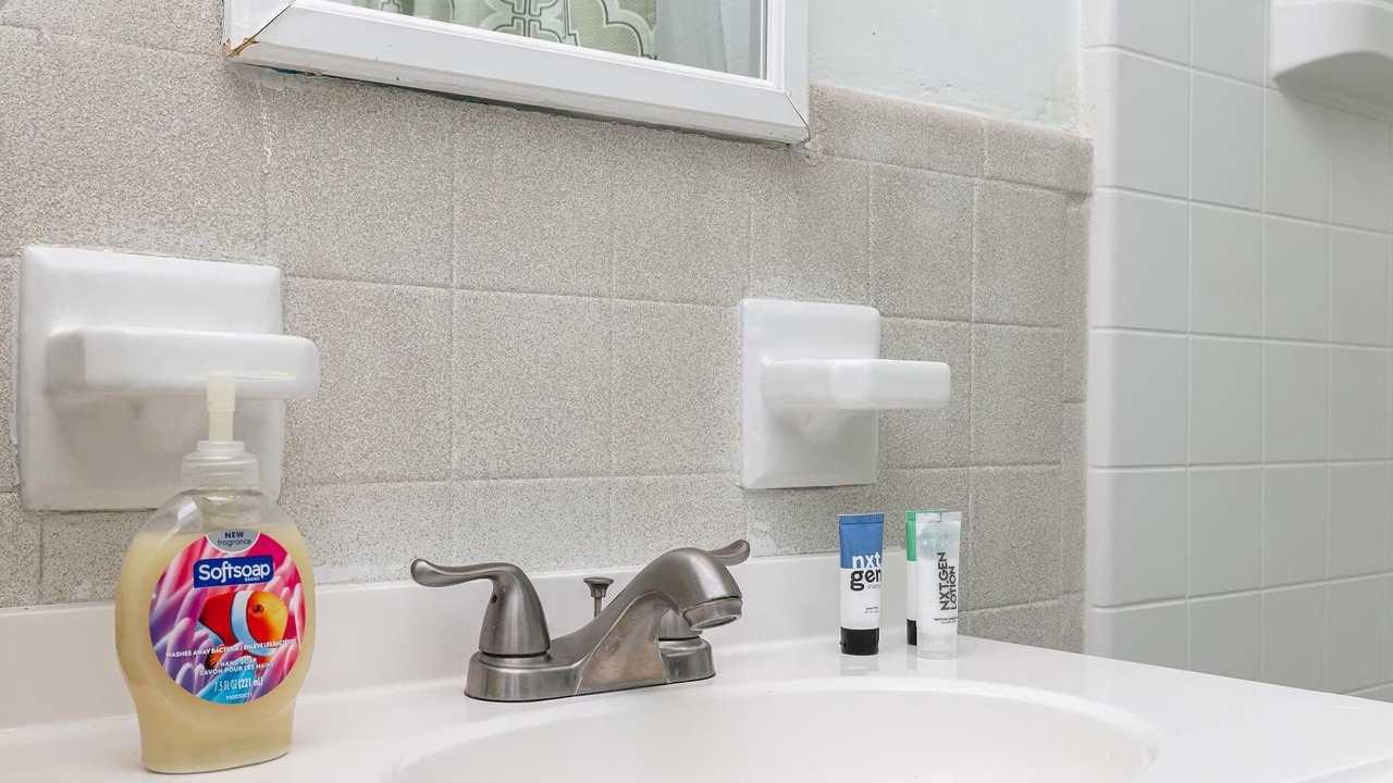 Photo of Bathroom in Poinciana Park