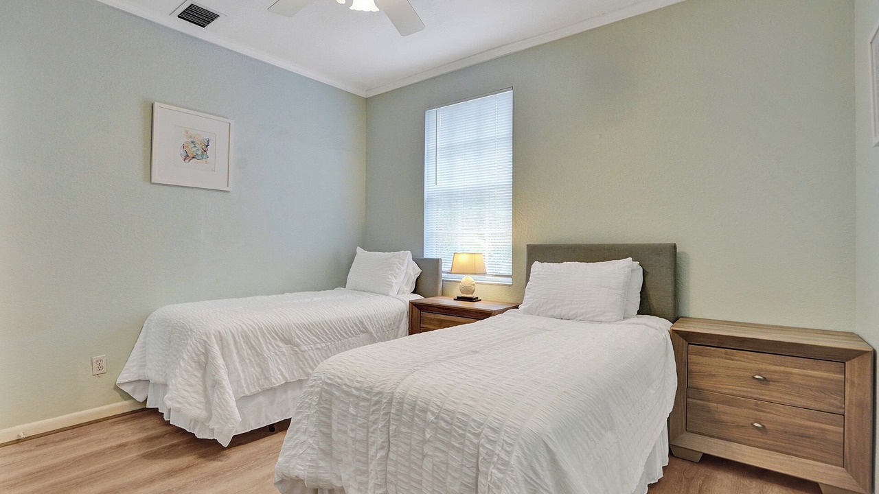 Photo of Bedroom in River Oaks