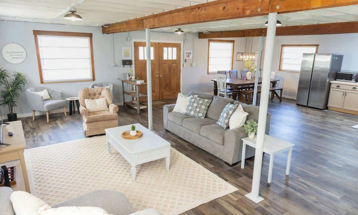 Photo of Livingroom in Plant City
