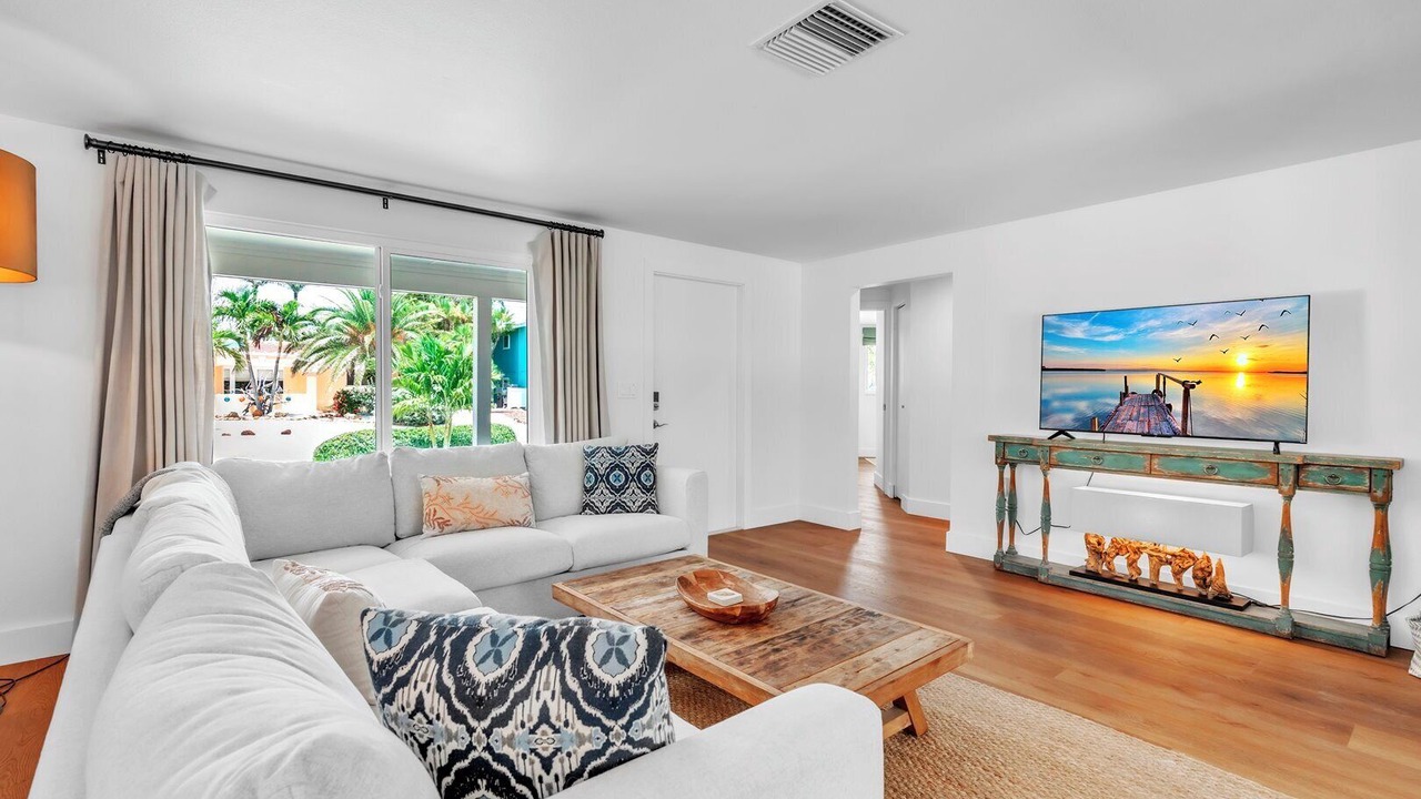 Photo of Livingroom in Anna Maria