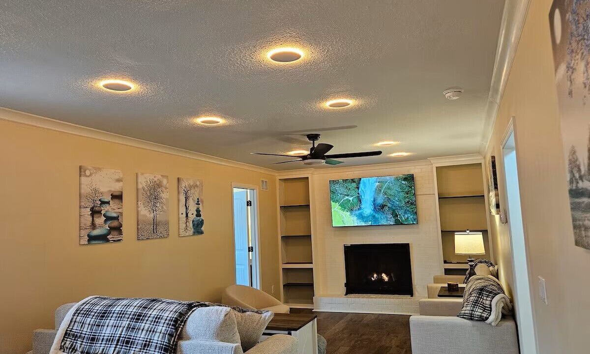Photo of Livingroom in Landrum