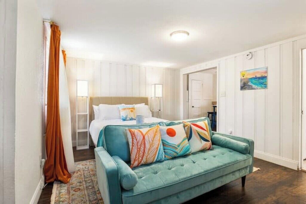 Photo of Bedroom in Historic Uptown