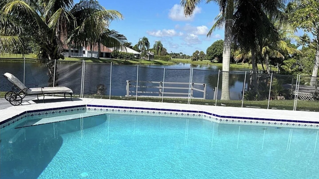 Photo of Outdoor in Greenview Shores