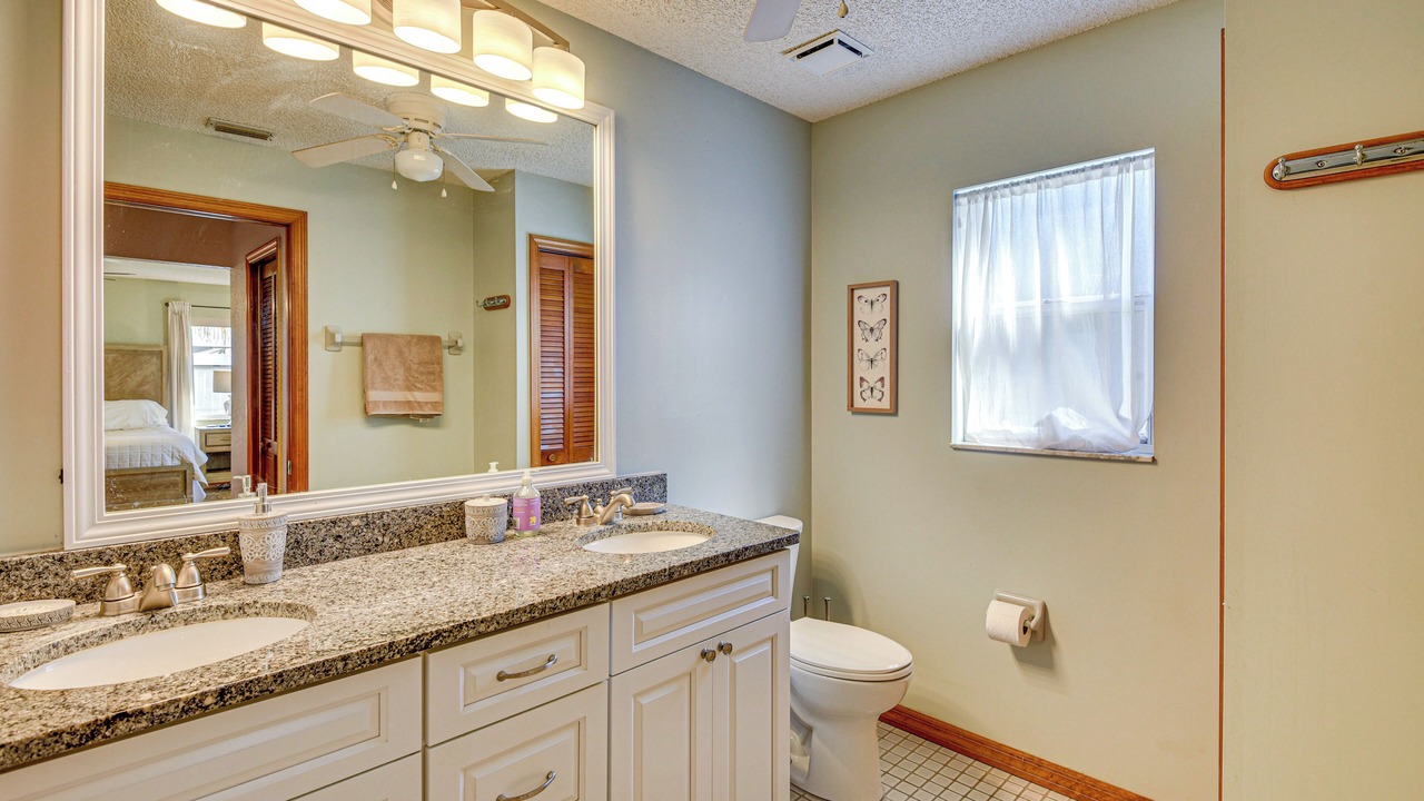 Photo of Bathroom in Indian Trails