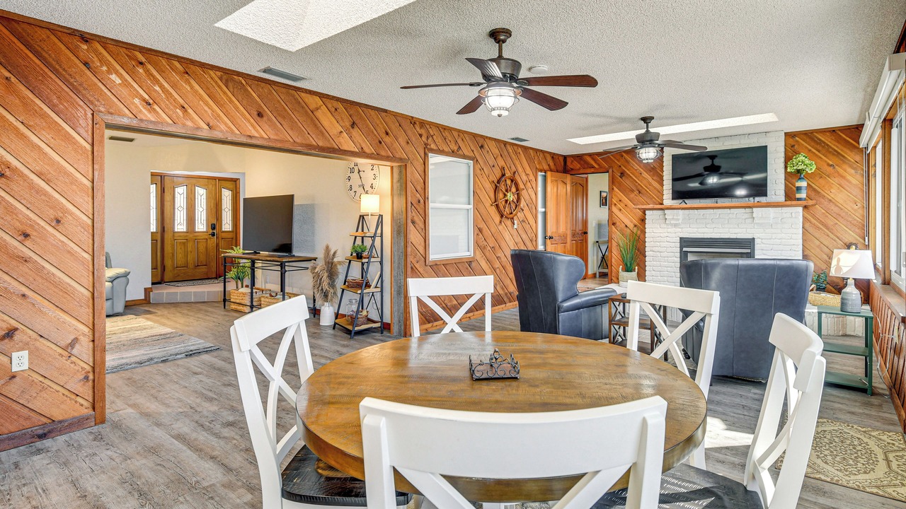 Photo of Livingroom in Indian Trails