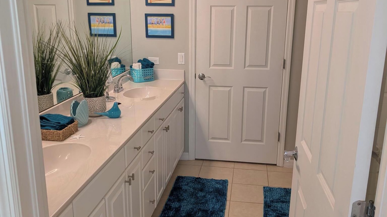 Photo of Bathroom in Majestic Palms
