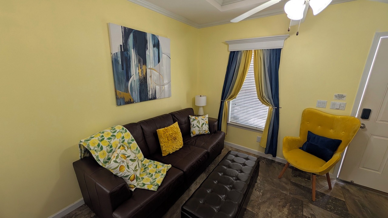 Photo of Livingroom in Deltona Lakes
