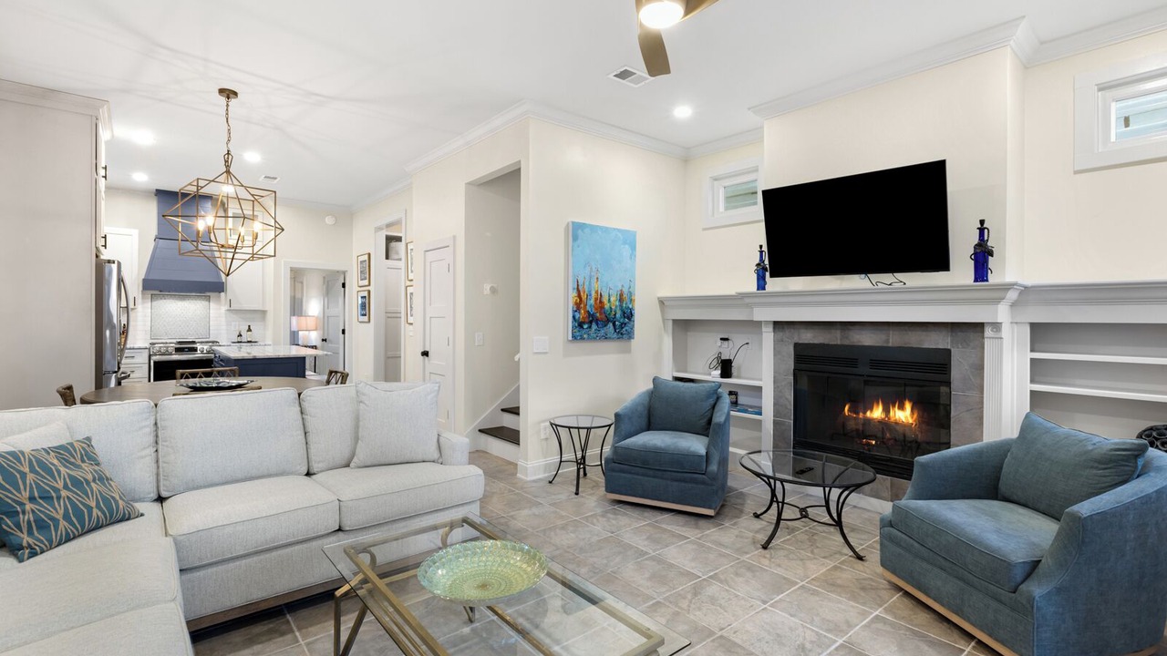 Photo of Livingroom in White's Gulfview
