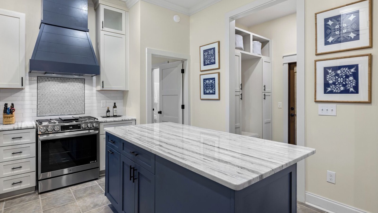 Photo of Kitchen in White's Gulfview