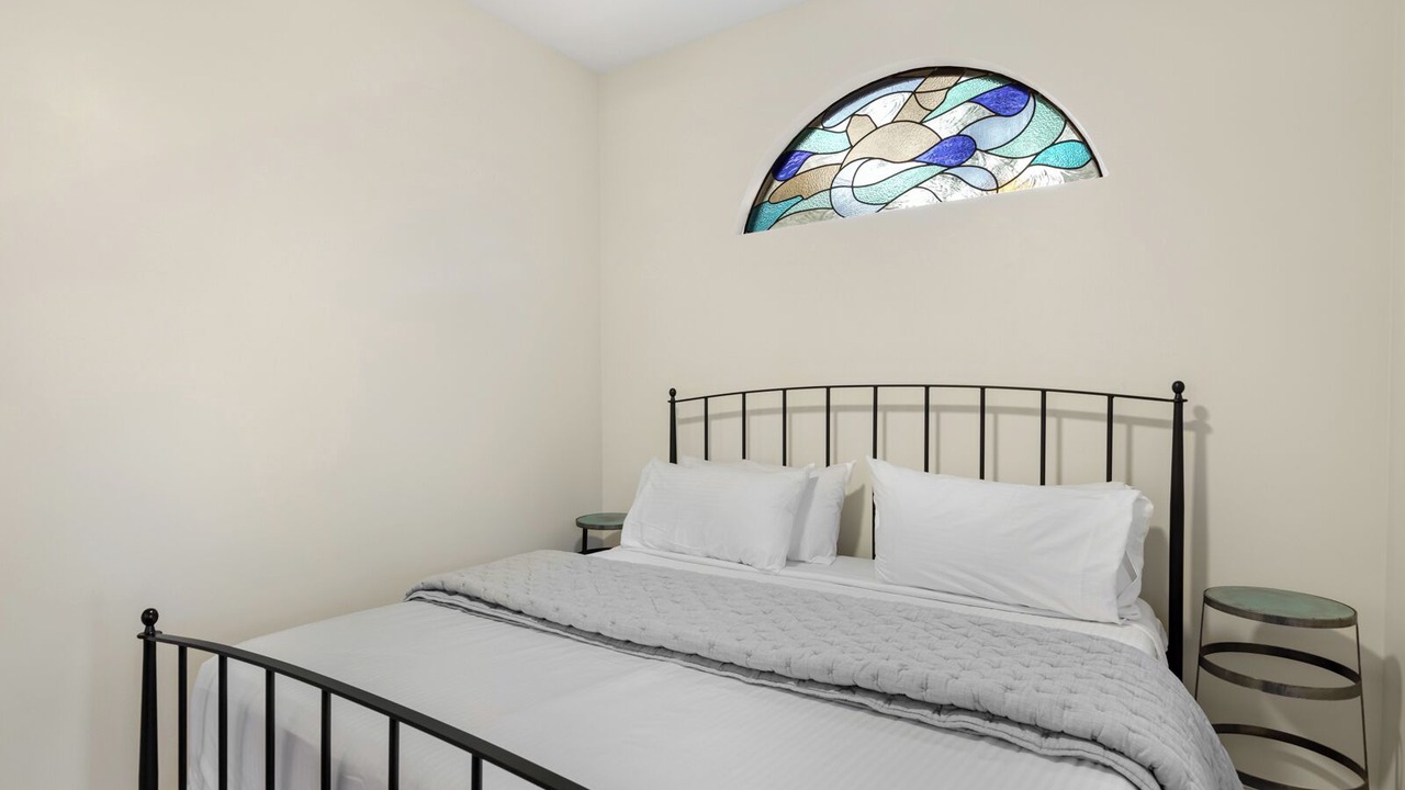 Photo of Bedroom in White's Gulfview