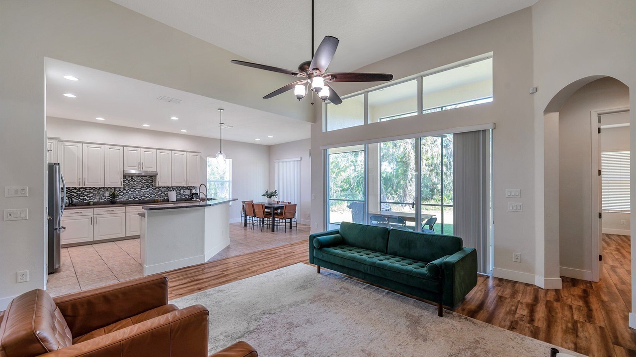 Photo of Livingroom in Palmetto