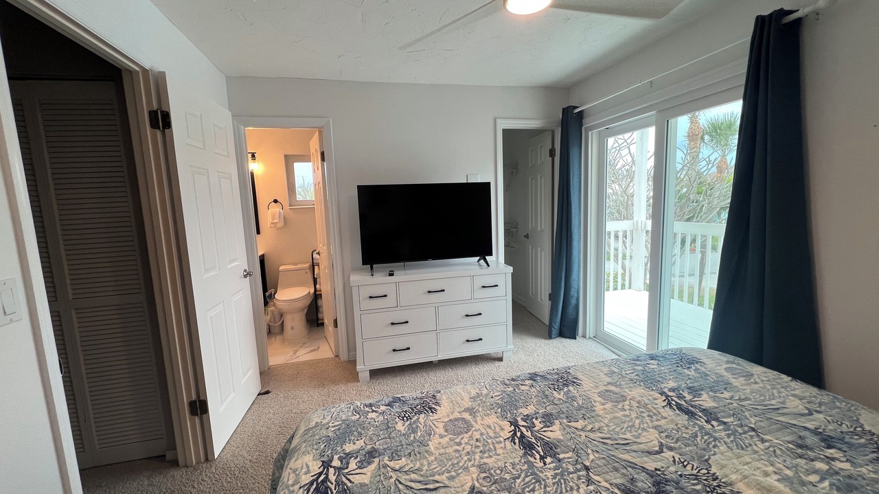 Photo of Bedroom in Melbourne Beach