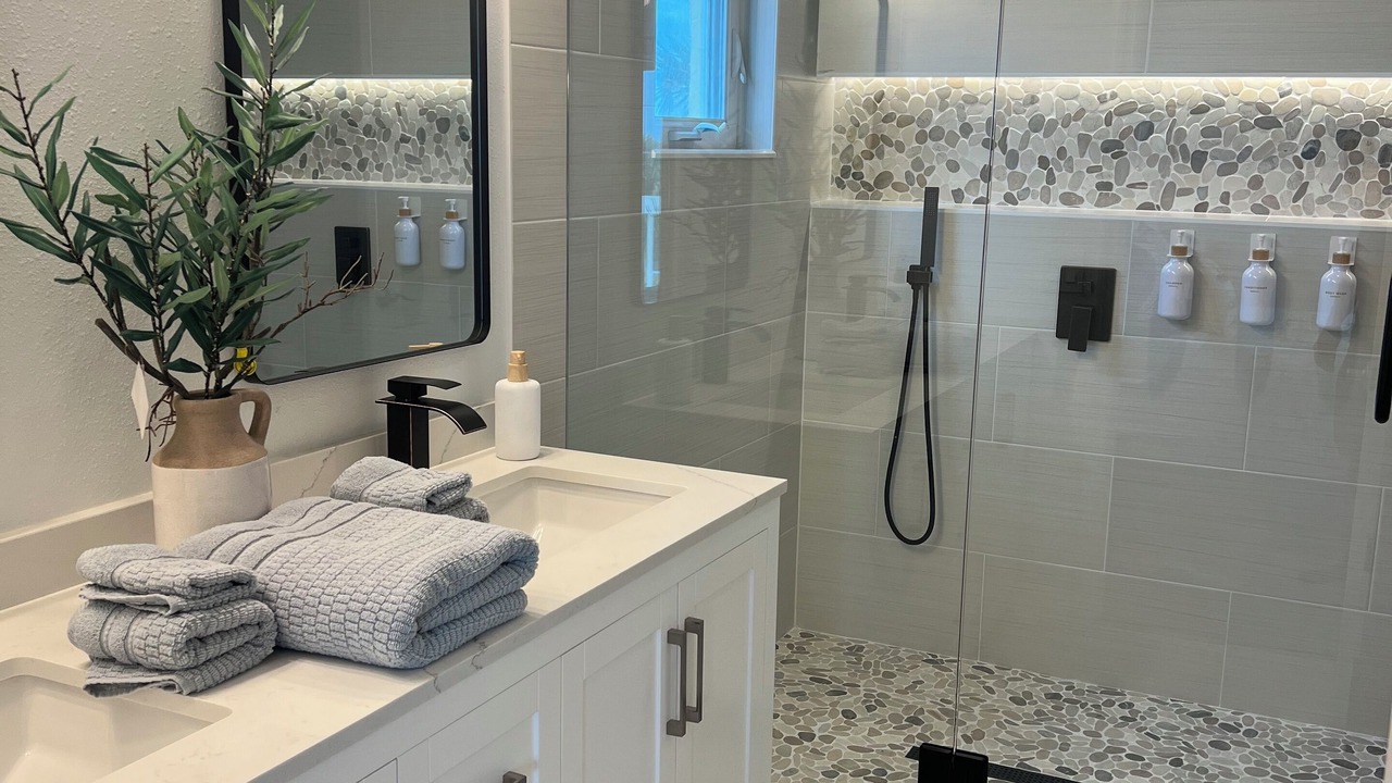 Photo of Bathroom in Melbourne Beach
