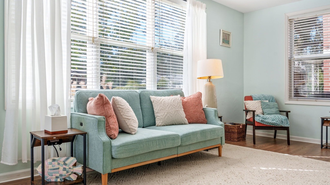 Photo of Livingroom in Jacksonville