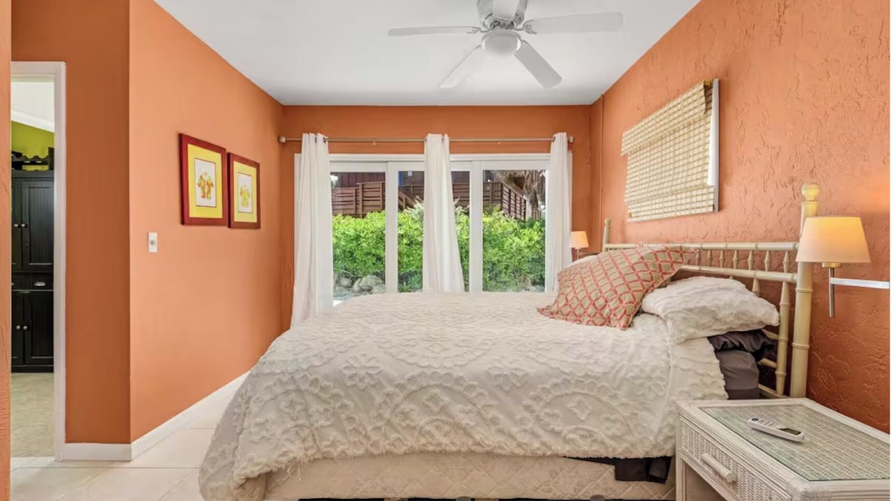Photo of Bedroom in Bokeelia