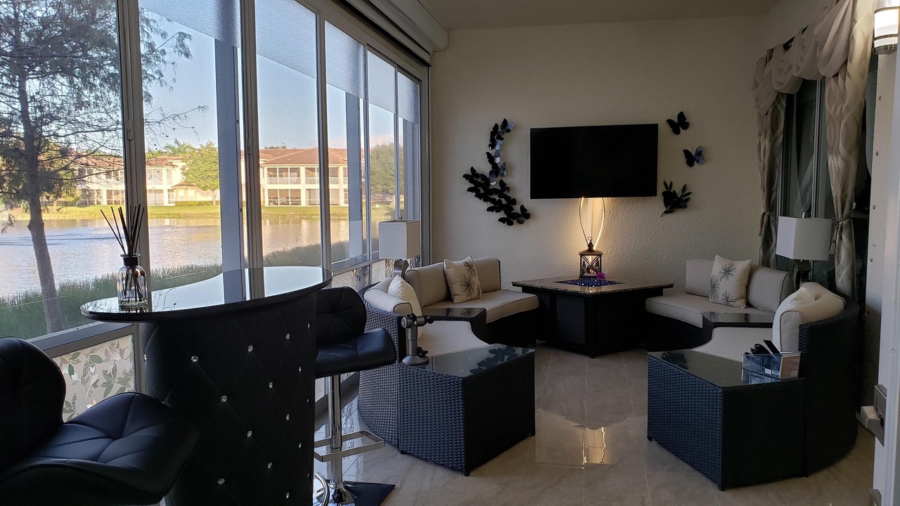Photo of Livingroom in Estero