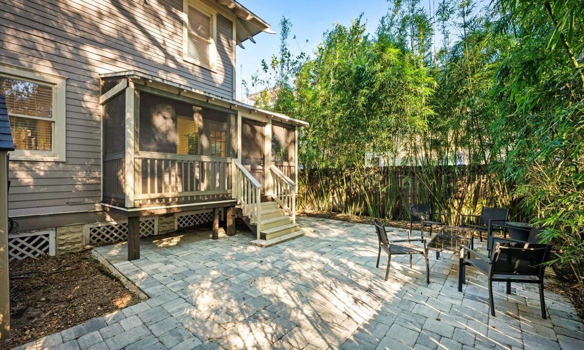Photo of Patio Balcony in Urban Core