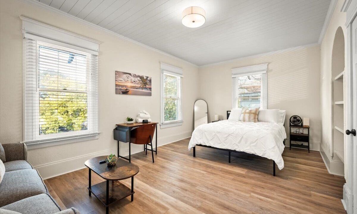 Photo of Bedroom in Urban Core