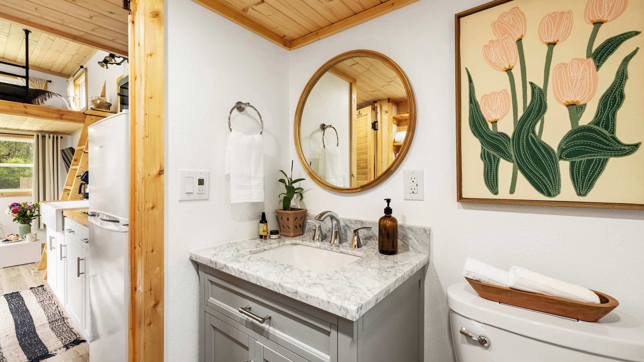 Photo of Bathroom in Lake City