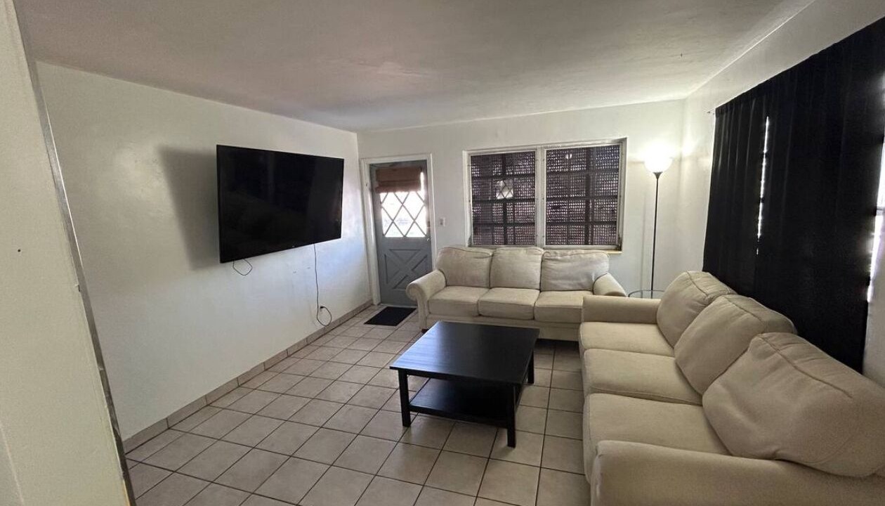 Photo of Livingroom in North Beach