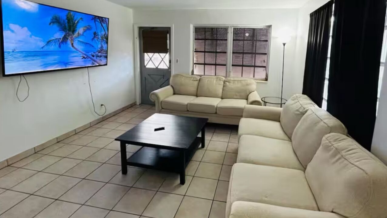 Photo of Livingroom in North Beach