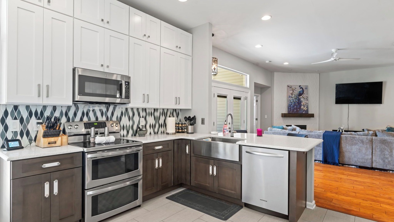 Photo of Kitchen in Sandalwood