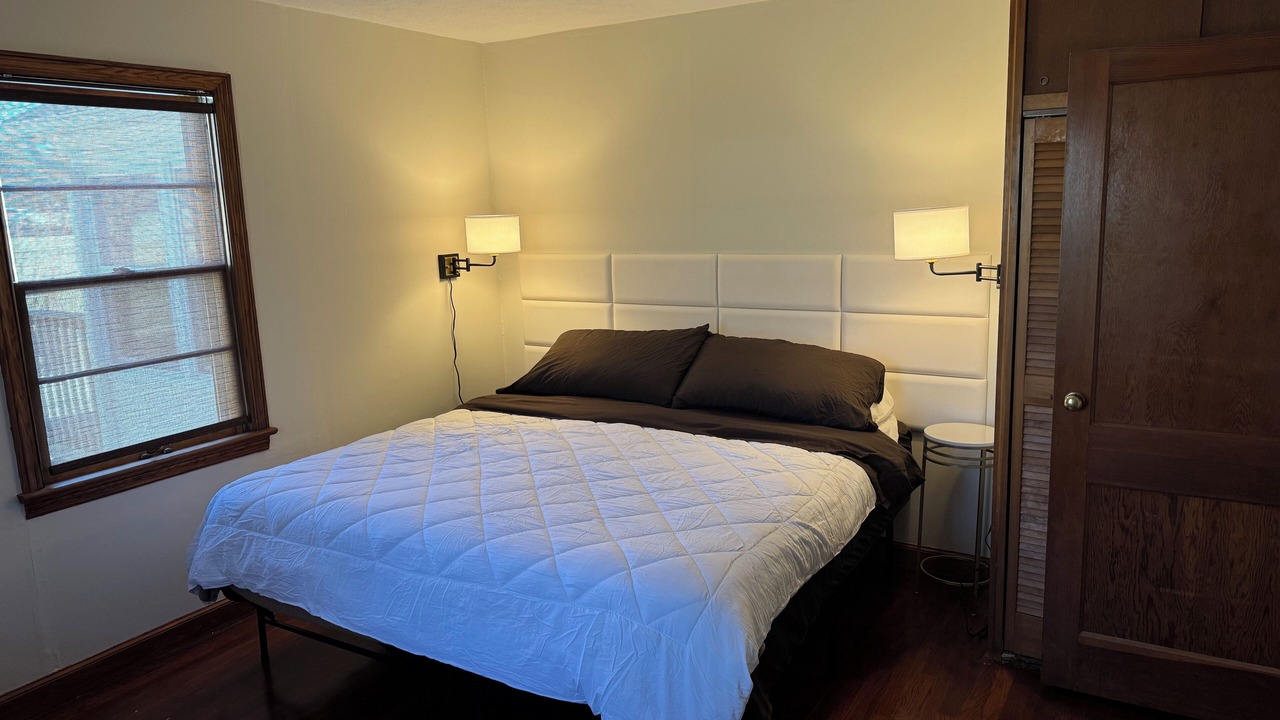 Photo of Bedroom in Knoxville