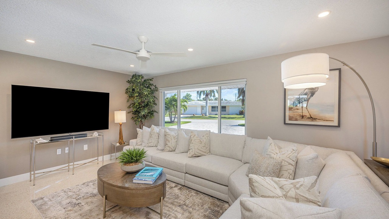 Photo of Livingroom in Venetian Way