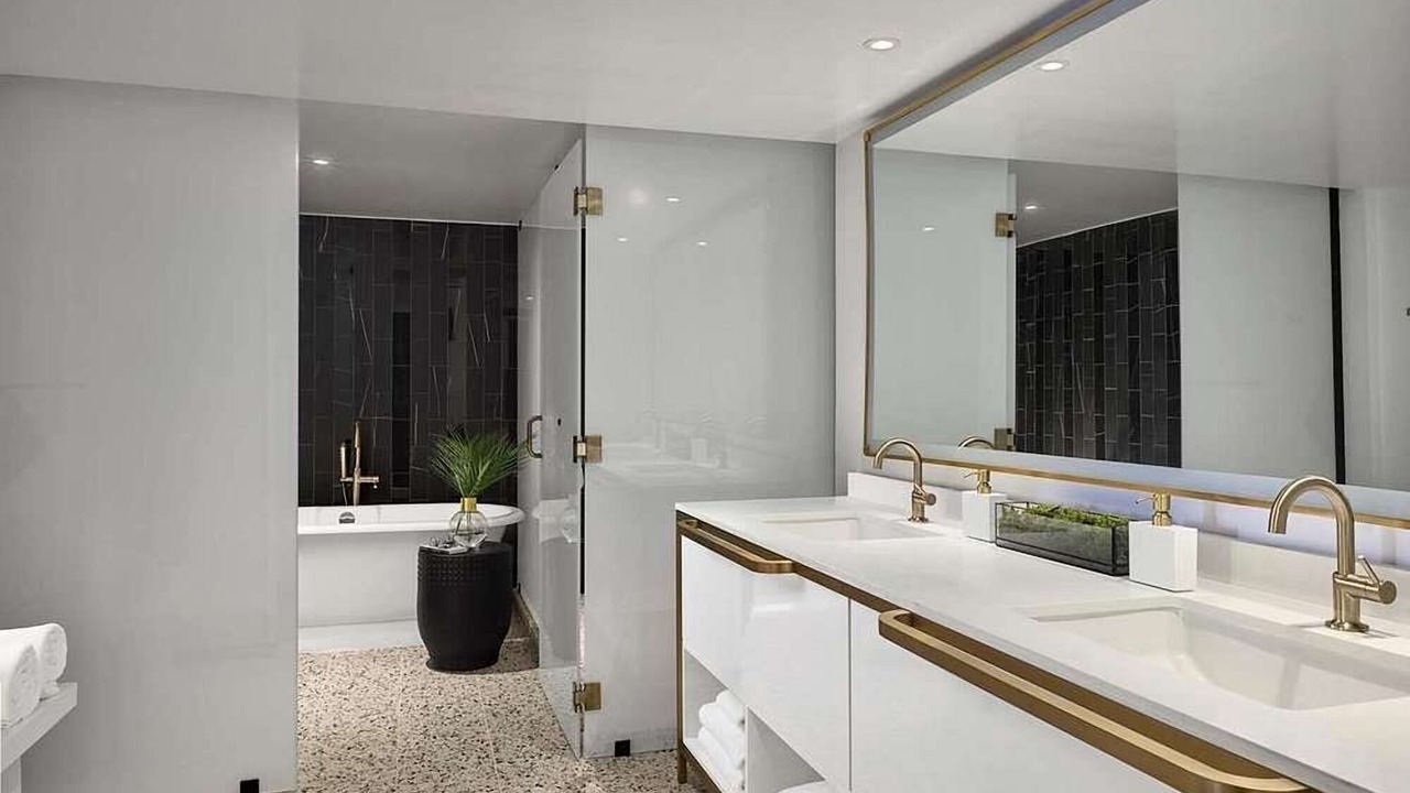 Photo of Bathroom in Hunt Club
