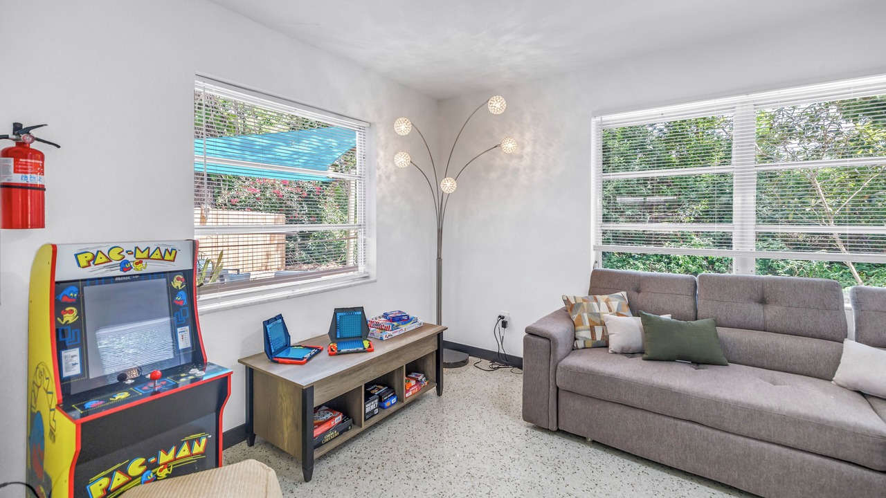Photo of Livingroom in Anona