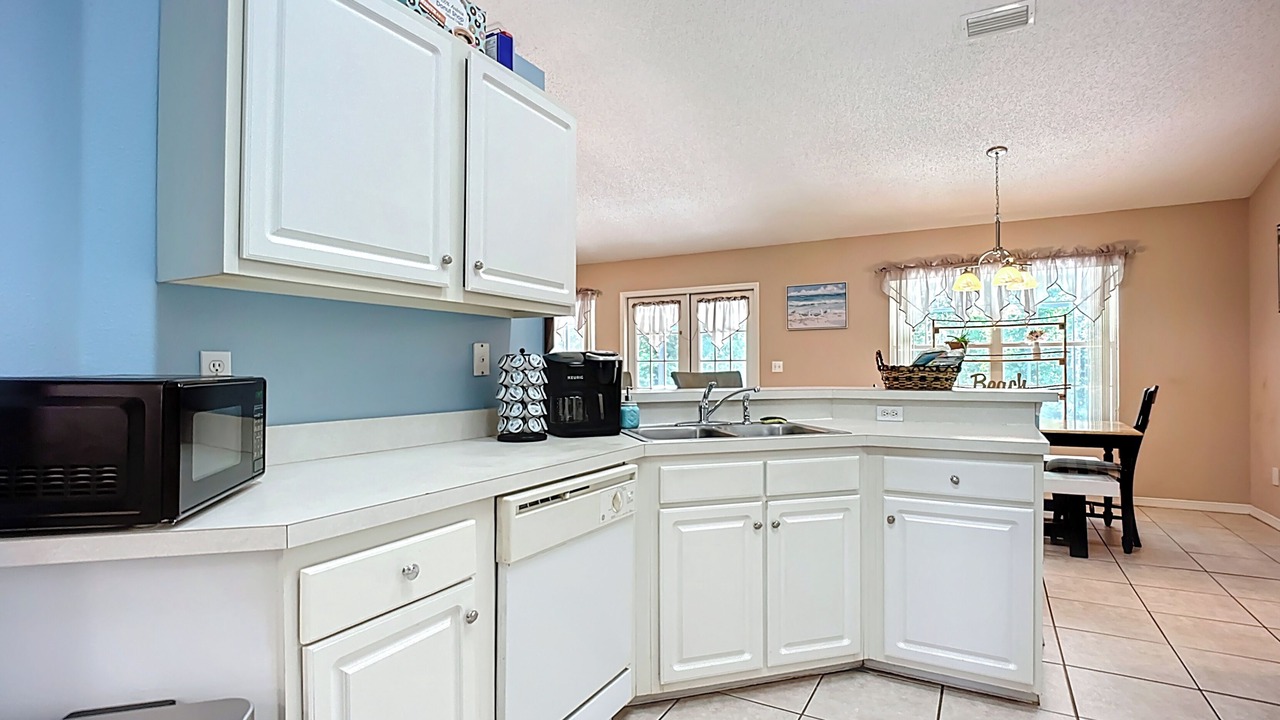 Photo of Kitchen in Doctors Inlet