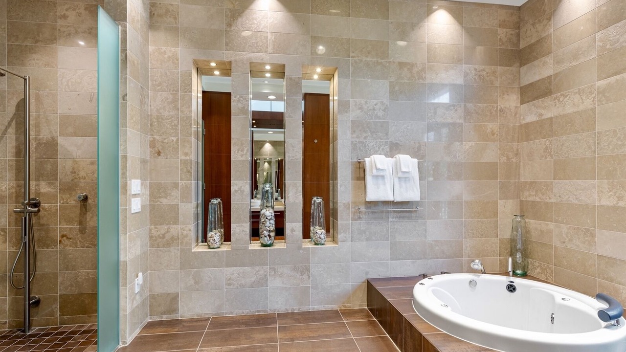 Photo of Bathroom in Gulf Shores