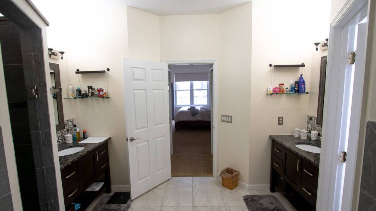 Photo of Bathroom in Crystal Cove
