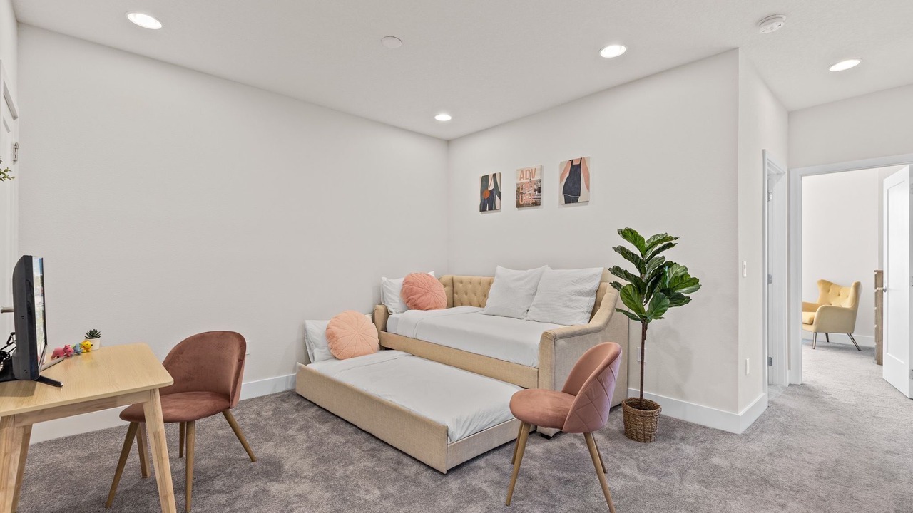 Photo of Livingroom in Silver Creek