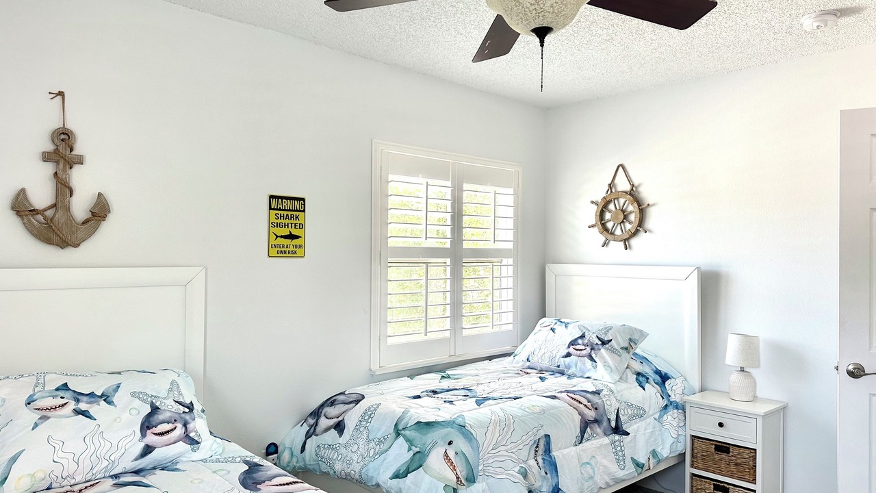 Photo of Bedroom in Crystal Beach