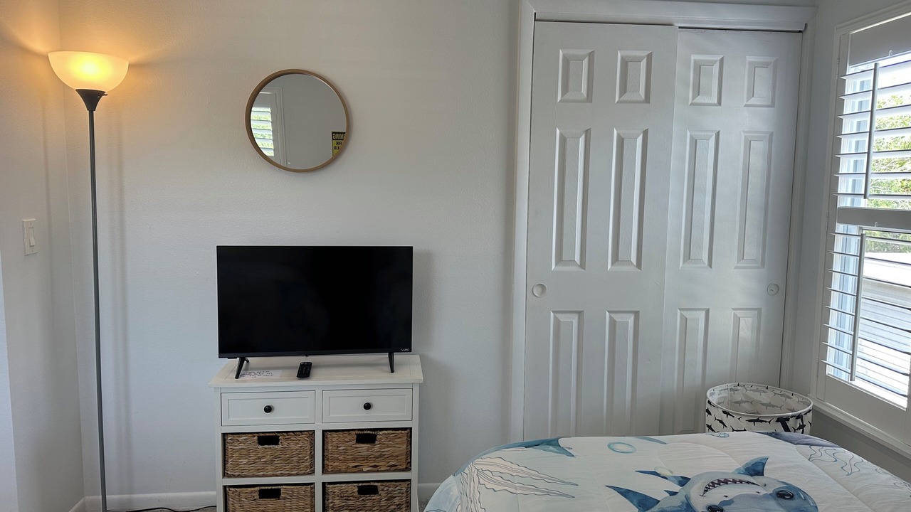 Photo of Bedroom in Crystal Beach