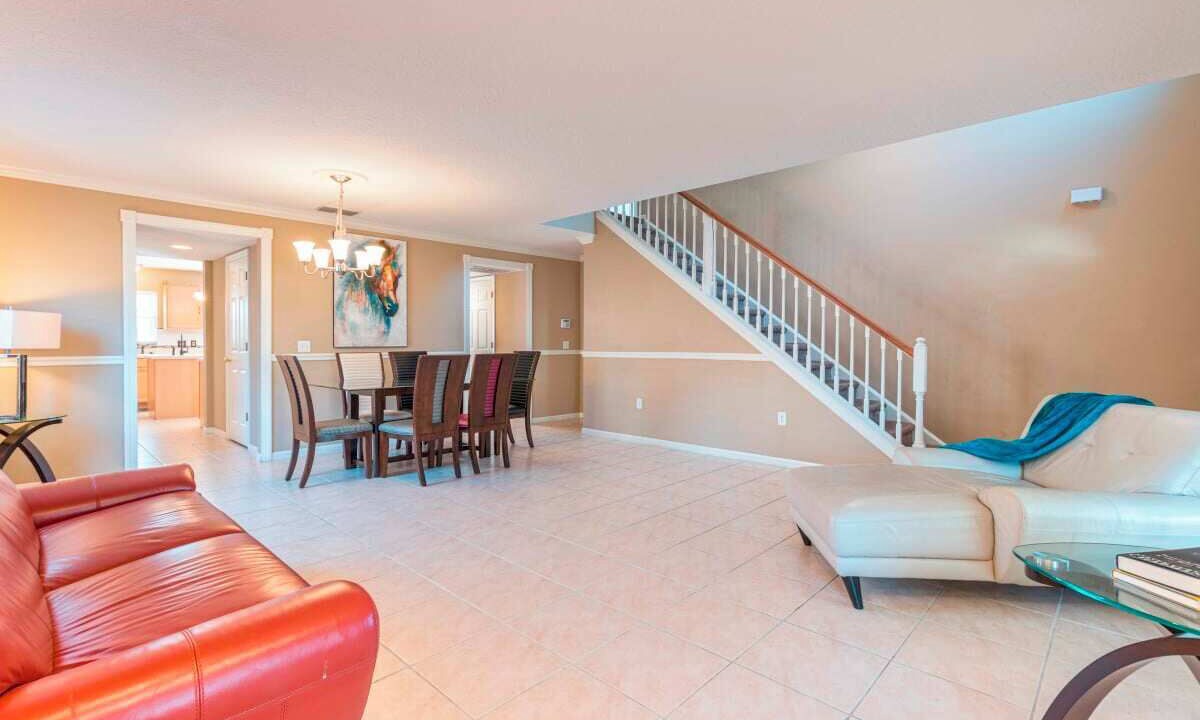 Photo of Livingroom in Legacy Park